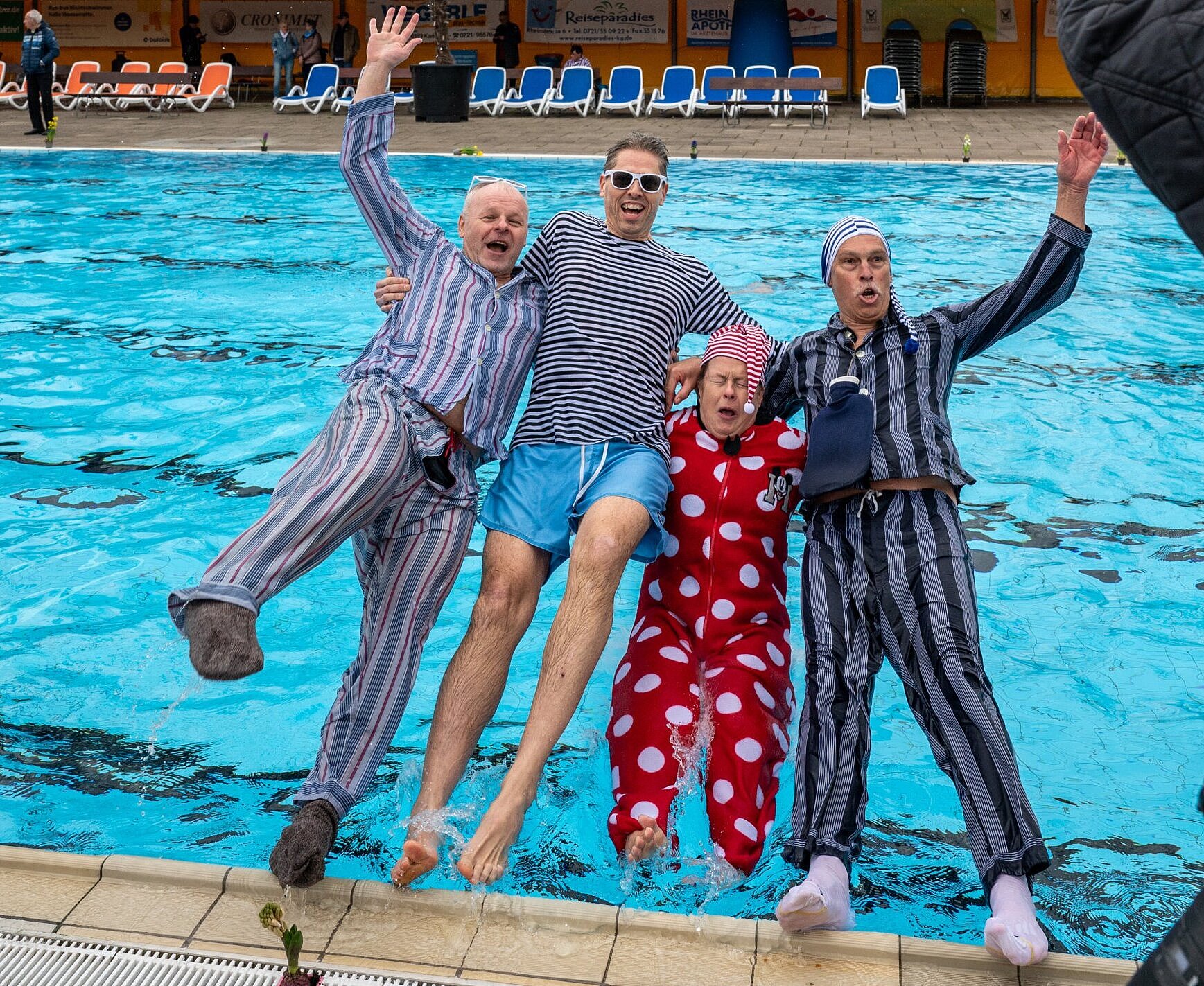 Das Sonnenbad ist mit einer Eröffnungsparty in die Saison gestartet.