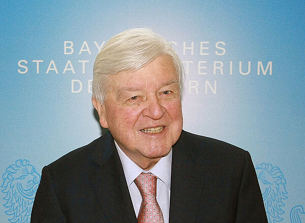 Prof. Hans Maier