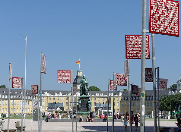 Platz der Grundrechte Platz der Grundrechte
