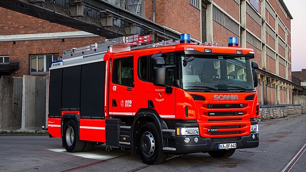 Hilfeleistungsloeschfahrzeug 2-46-1 Hilfeleistungsloeschfahrzeug 2-46-1