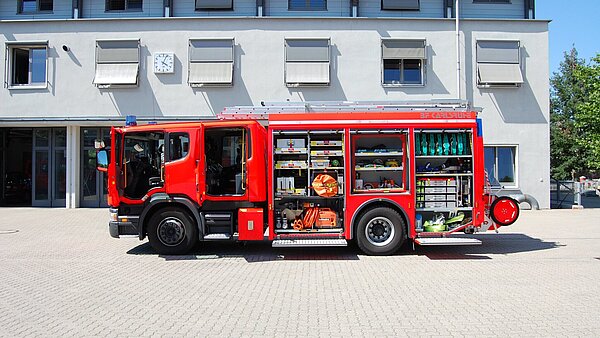 Hilfeleistungslöschfahrzeug 2-46-2 Hilfeleistungslöschfahrzeug 2-46-2
