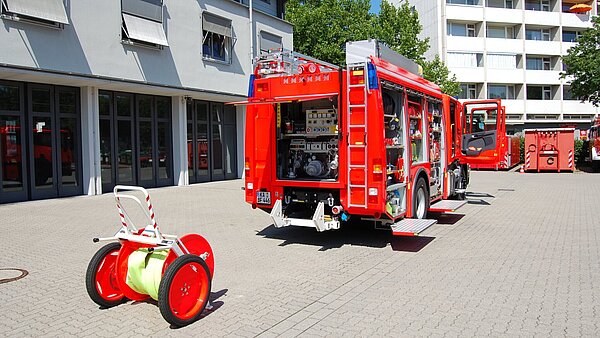 Hilfeleistungslöschfahrzeug 2-46-2 Hilfeleistungslöschfahrzeug 2-46-2