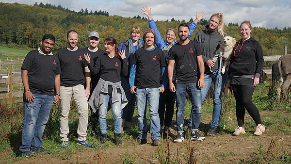 Tipico-Team hilft auf dem Tierschutzhof Tipico-Team hilft auf dem Tierschutzhof