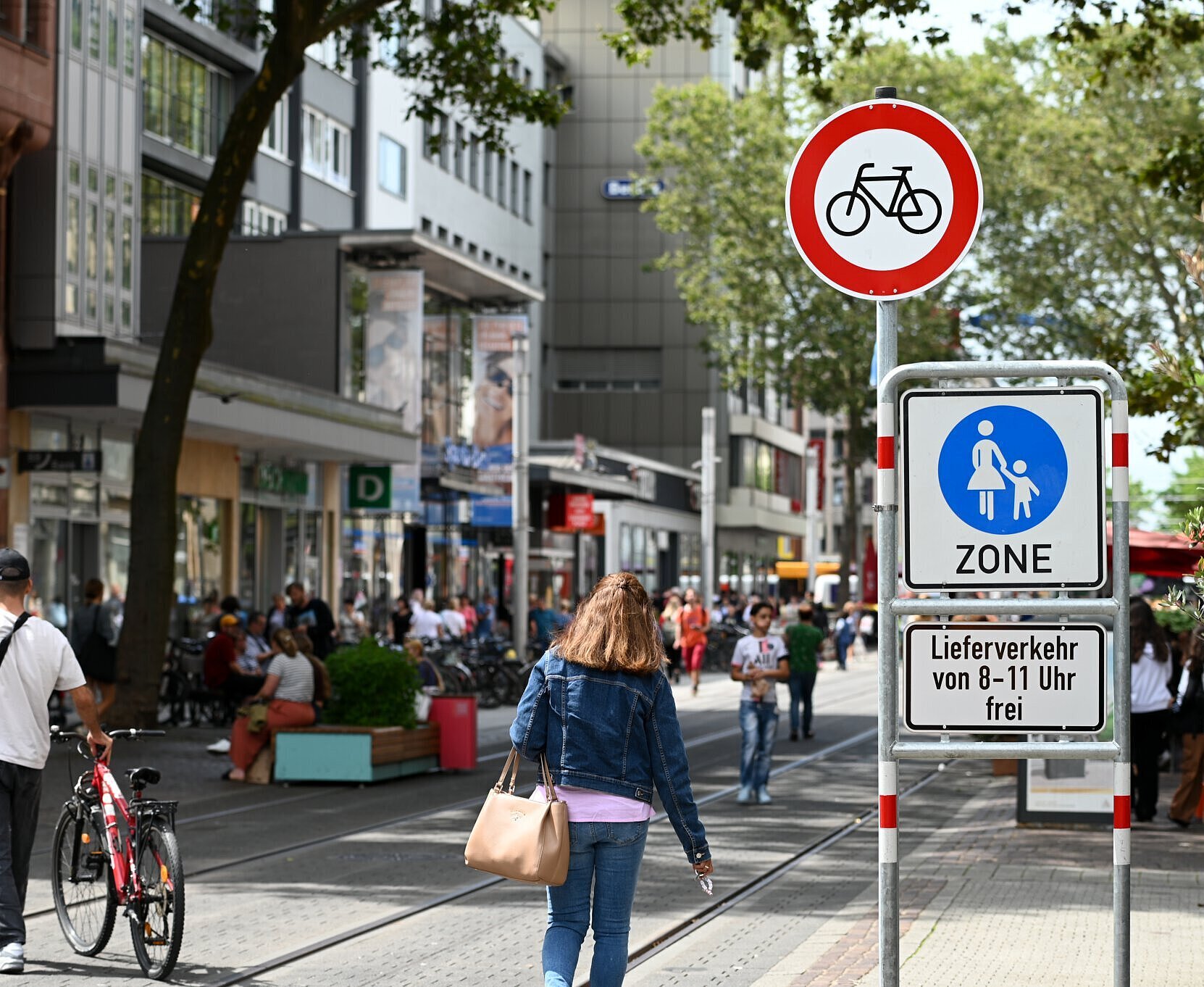 Fahrradverbot_Kaiserstraße Fahrradverbot_Kaiserstraße
