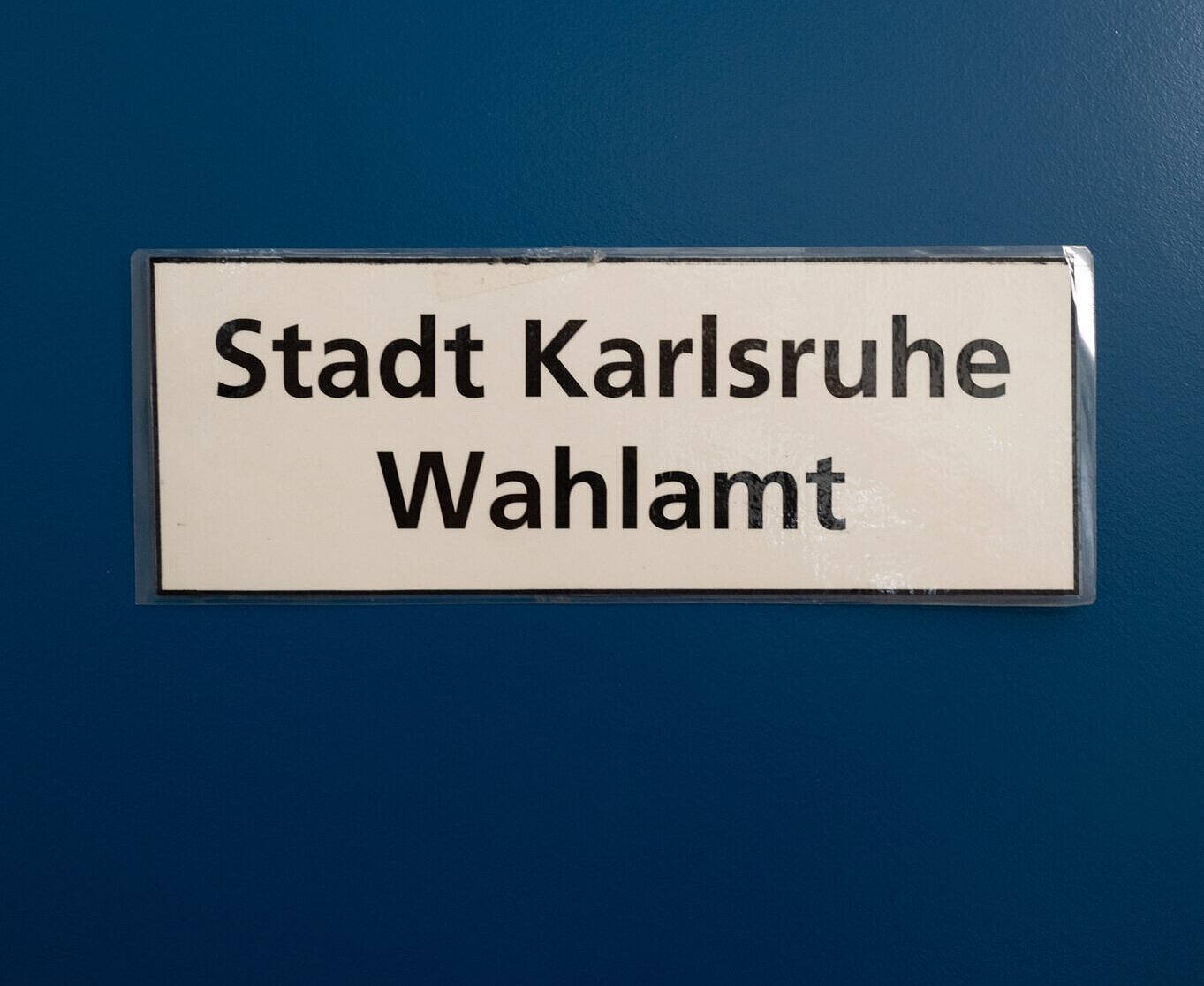 Wahlen 2024 Schild "Stadt Karlsruhe Wahlamt"