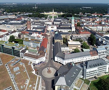 Luftbild Luftbild vom Rondellplatz mit Blick auf das Schloss.