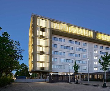 Aufstockung und Generalsanierung Heinrich-Hertz-Schule Heinrich-Hertz-Schule