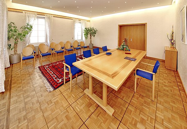 Heiraten Das Foto zeigt das Trauzimmer im Rathaus Neureut