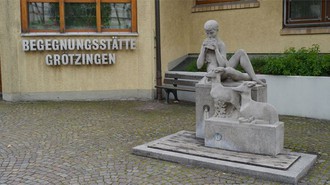 Begegegnungsstätte Grötzingen Bild mit Schriftzug Begegnungsstätte Herbert-Schweizer_Haus