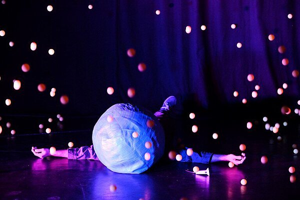 ATOLL - Festival für zeitgenössischen Zirkus im Kulturzentrum Tollhaus Compagnie "The Optimists" beim Atoll-Festival 2020 im Kulturzentrum Tollhaus