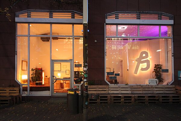 Schaufenster des Projektraums ßpace