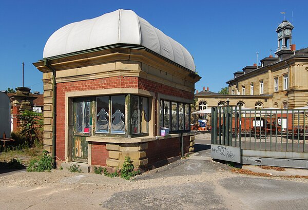 Eingang zum Schlachthof Gelände