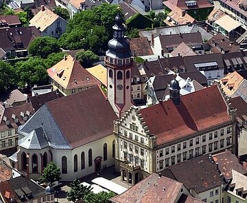 Rathaus und Evangelische Stadtkirche Durlach