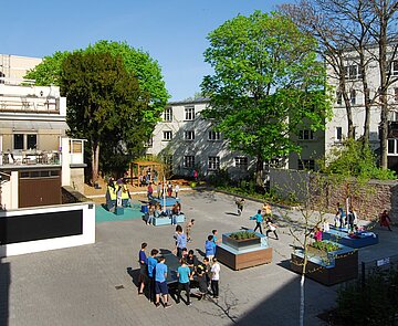 Fichtegymnasium Pausenhof Tageseinrichtung