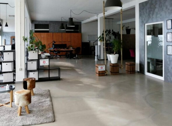 Co-Working Creative Space Community