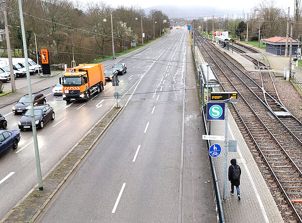 Kompetenznetz KLIMA MOBIL - Foto der Haltestelle Battstraße in Karlsruhe.