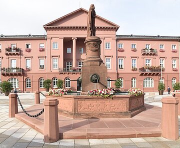 Das Rathaus am Marktplatz