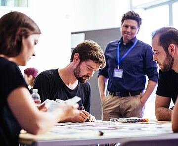 Studierende während der Bearbeitung des IQ-Leitprojekts Innenstadt von morgen