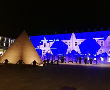 Abbildung Marktplatz mit Illumination Europa