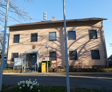 Abbildung des Rathauses in Hohenwettersbach.