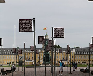 Platz der menschenrechte