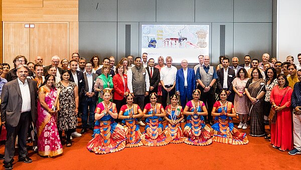 India Board Karlsruhe 20.07.2023 in der Sparkasse Karlsruhe. 
Netzwerktreffen mit Vorträgen zum Thema Indien.