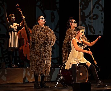 Die Dakh Daughters beim Abschlusskkonzert der Europäischen Kulturtage Karlsruhe 2018 im Tollhaus