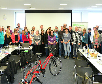 Mitarbeiterinnen und Mitarbeiter der Stadt Karlsruhe engagieren sich für den Klimaschutz.