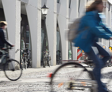 Das Radverkehrsnetz in Karlsruhe - Das Bild zeigt eine Fahrradstraße in Karlsruhe.