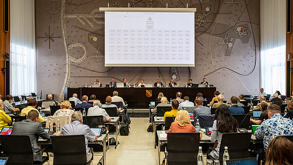 Blick in die Gemeinderatsitzung im Jahr 2023