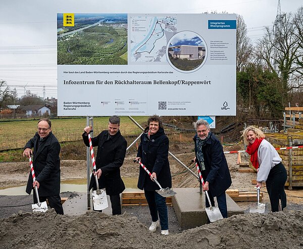 Erster Spatenstich für das Infozentrum zum Hochwasser-Polder Bellenkopf / Rappenwört