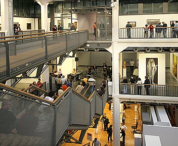 Blick in den Lichthof der Städtischen Galerie