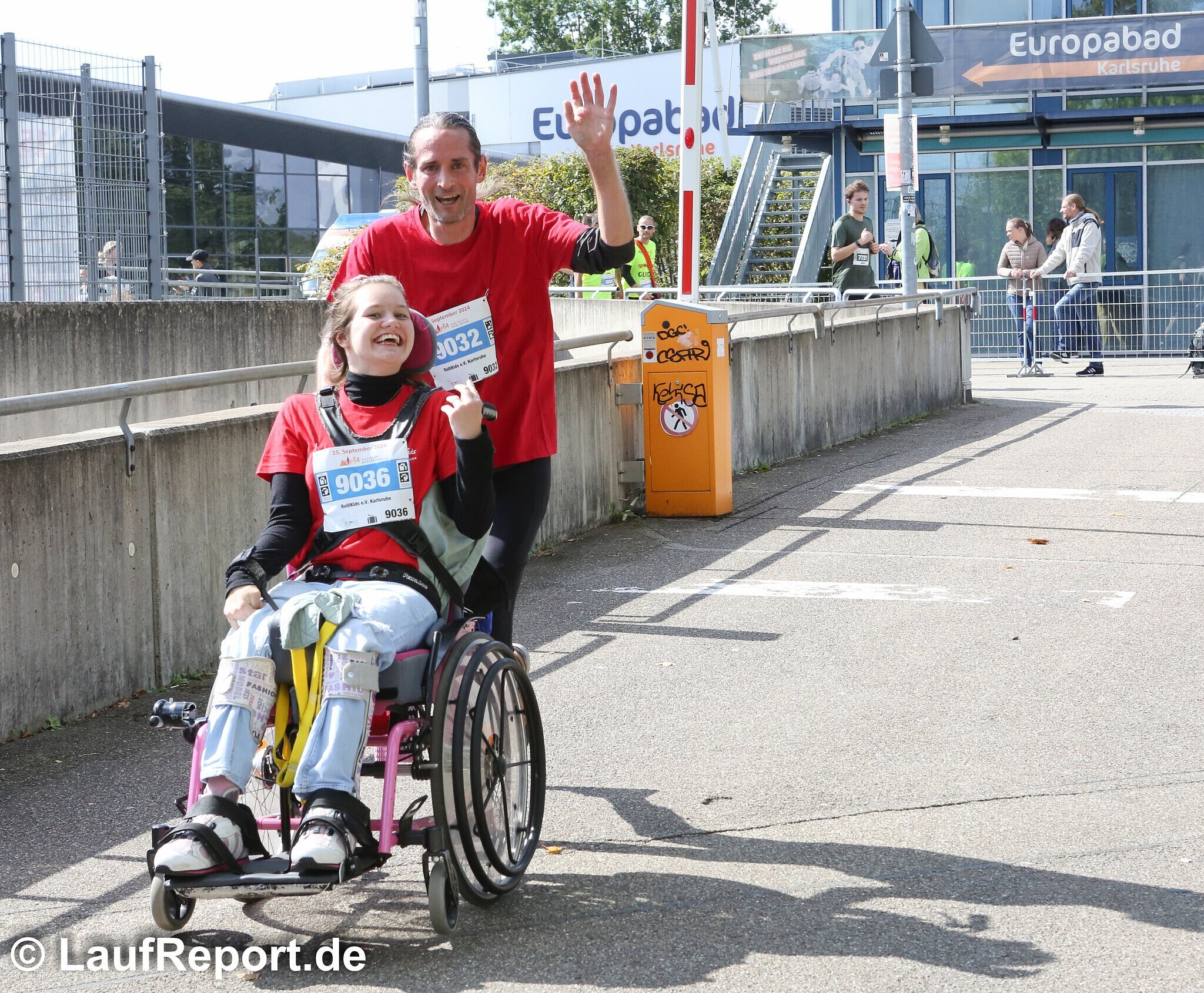 Tandem, dass am Inklusionslauf teilnimmt