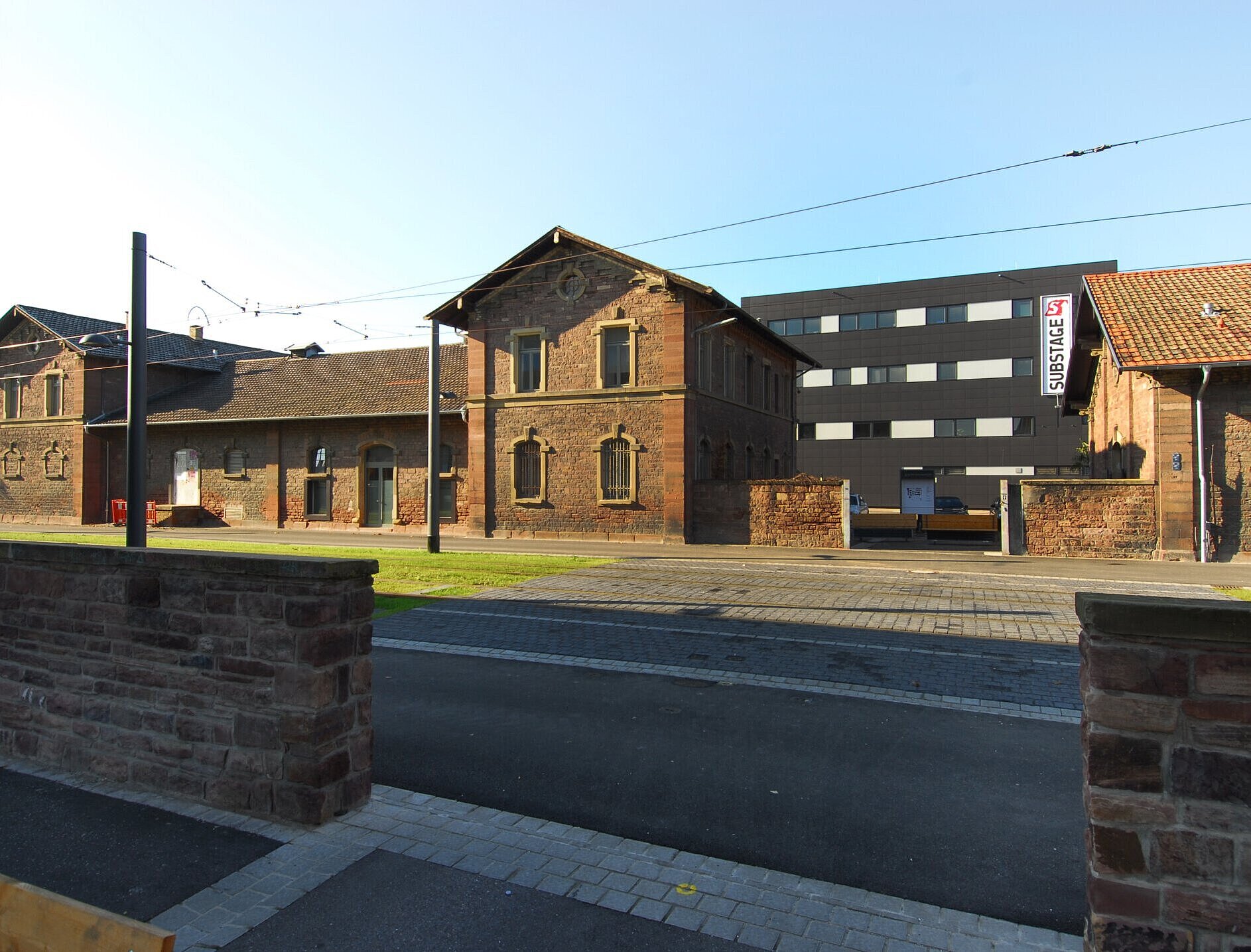 Sicht auf Gebäude des Alten Schlachthofs mit dem Substage