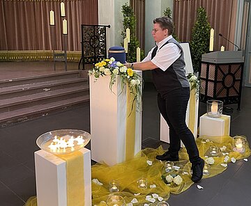 Bestattungsfachkraft