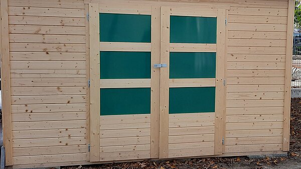 Das Team der Daimler Truck AG hat eine schöne neue Hütte aufgebaut.