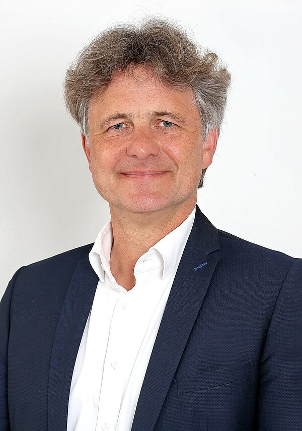 Portrait des Karlsruher Oberbürgermeisters