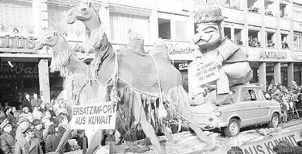 Umzugswagen mit Parodie auf die Ölkrise 