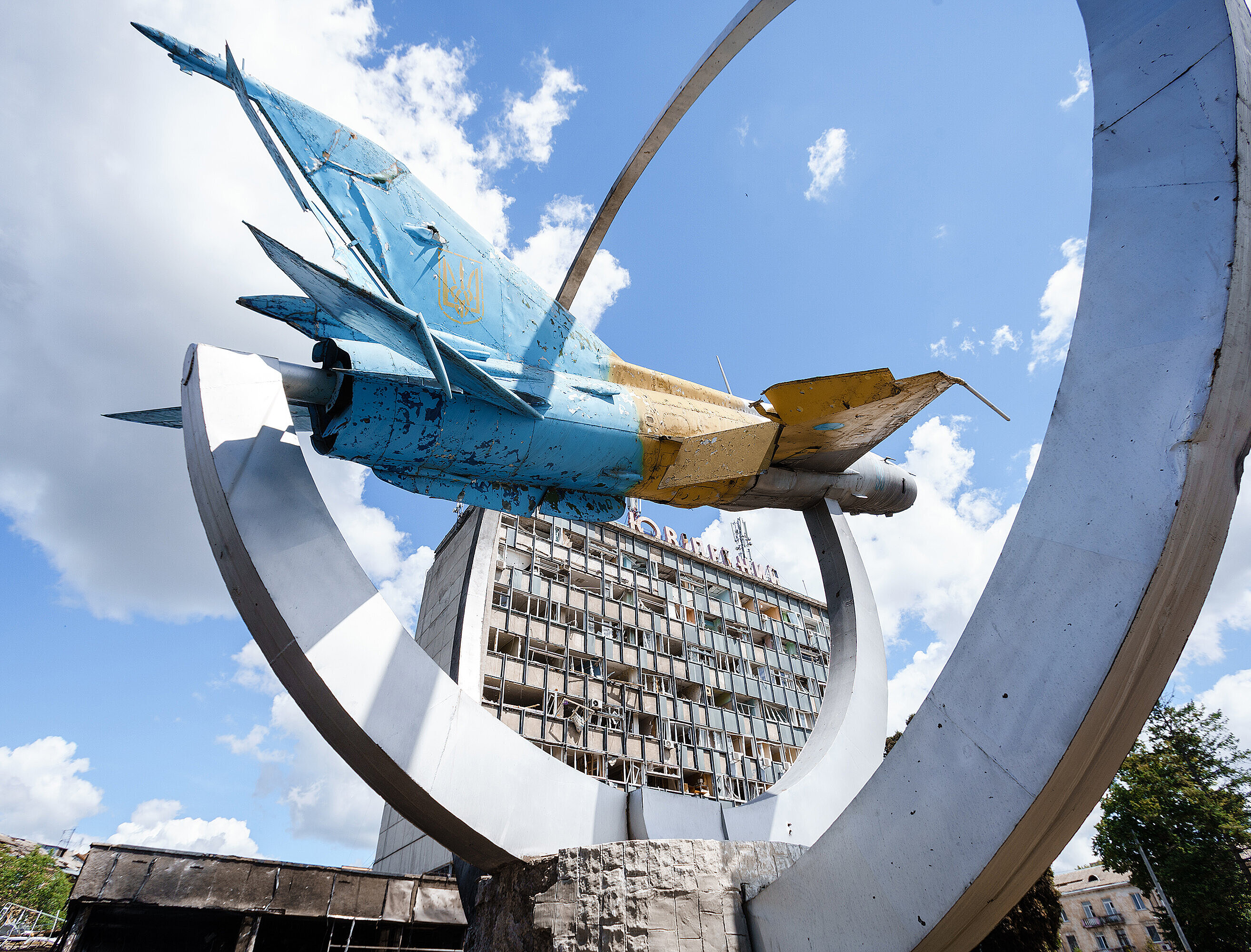 Peremohy-Platz nach Bombardierung_1