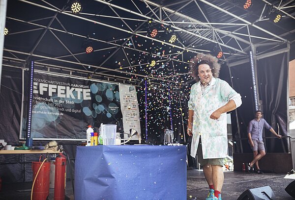 EFFEKTE Teaser Bühne am Kronenplatz