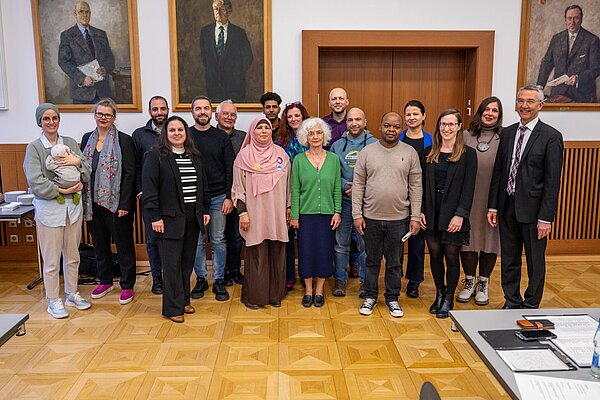 Konstituierende Sitzung des Integrationsausschusses Amtsperiode 2025-2029 mit Vereidigung der sachkundigen EInwohnerinnen und Einwohner durch Bürgermeister Dr. Martin Lenz