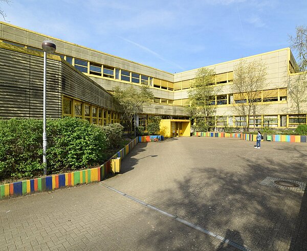 Die Sophie-Scholl-Schule von außen